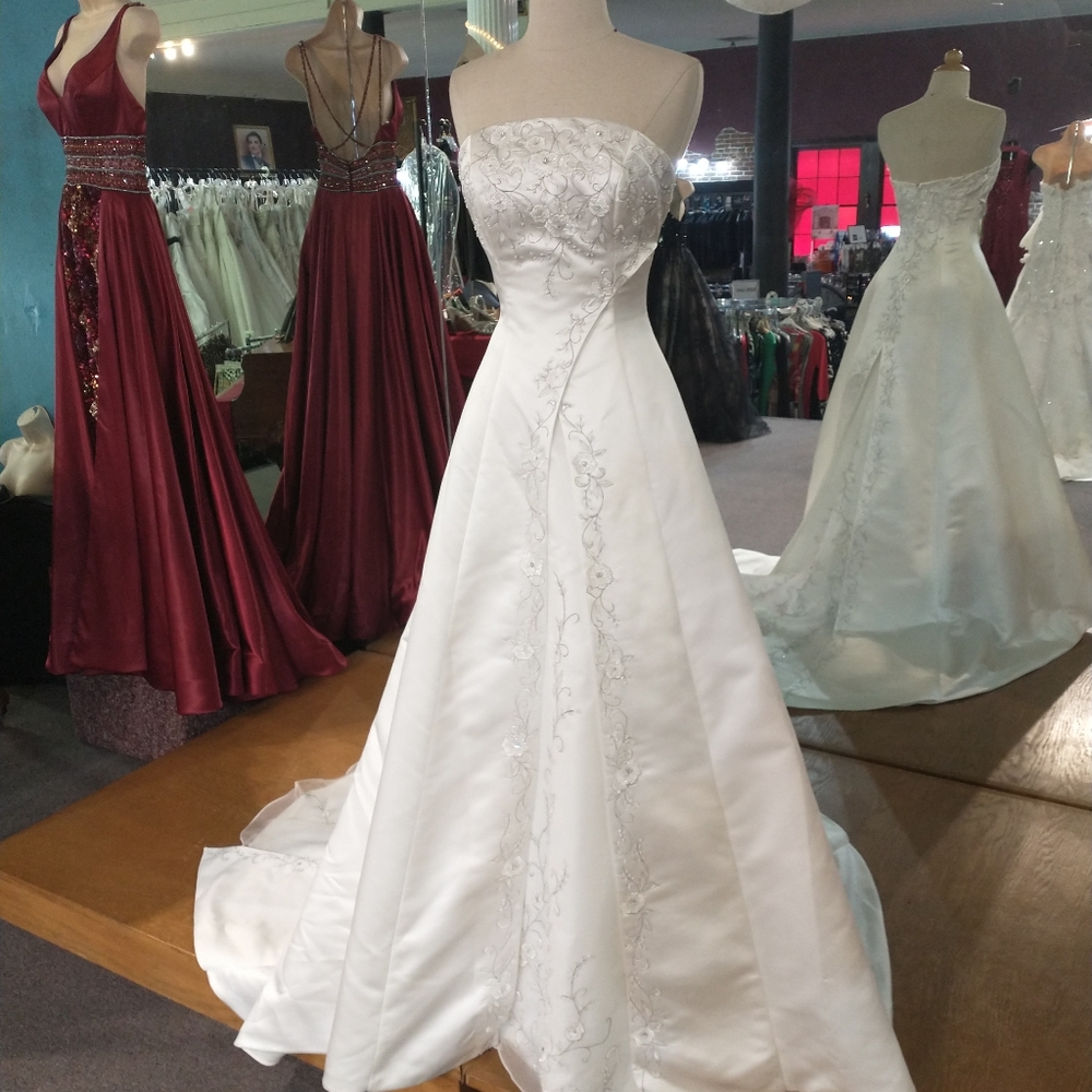 Wedding dress